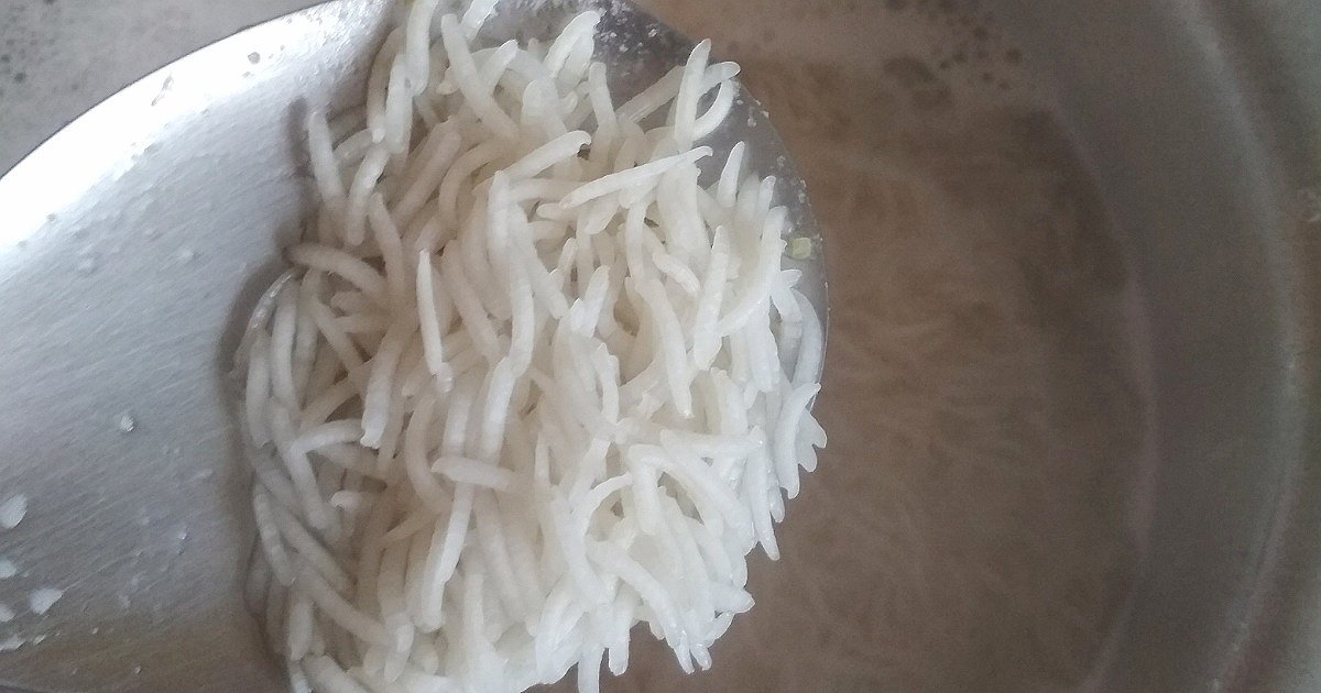 add rice  for Hyderabadi Chicken Biriyani Recipe